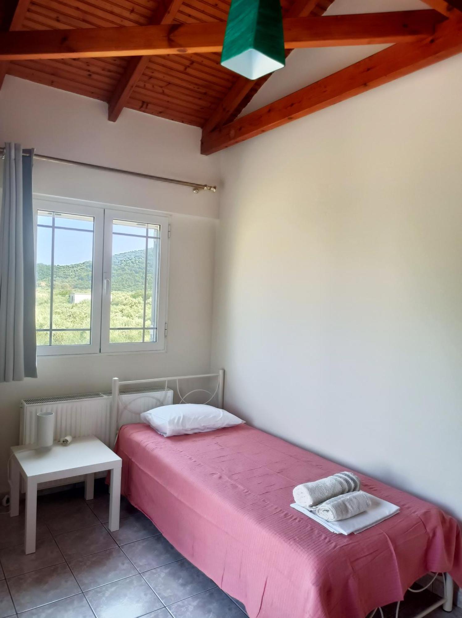 Zoi'S Hοuse.Vacation Home In Mani Near Vathi Beach Экстерьер фото